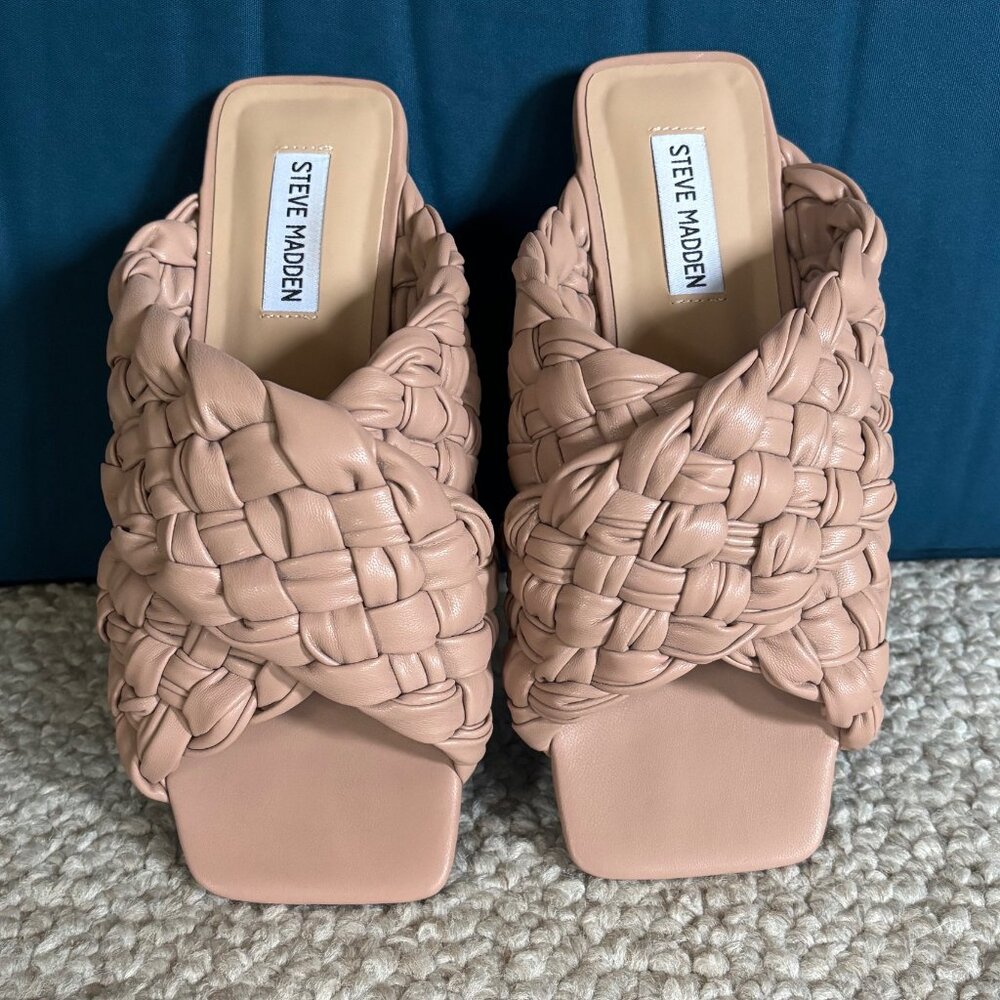 Womens Steve Madden Marina Faux Leather Square Toe Flat Sandal Nude Size: 8